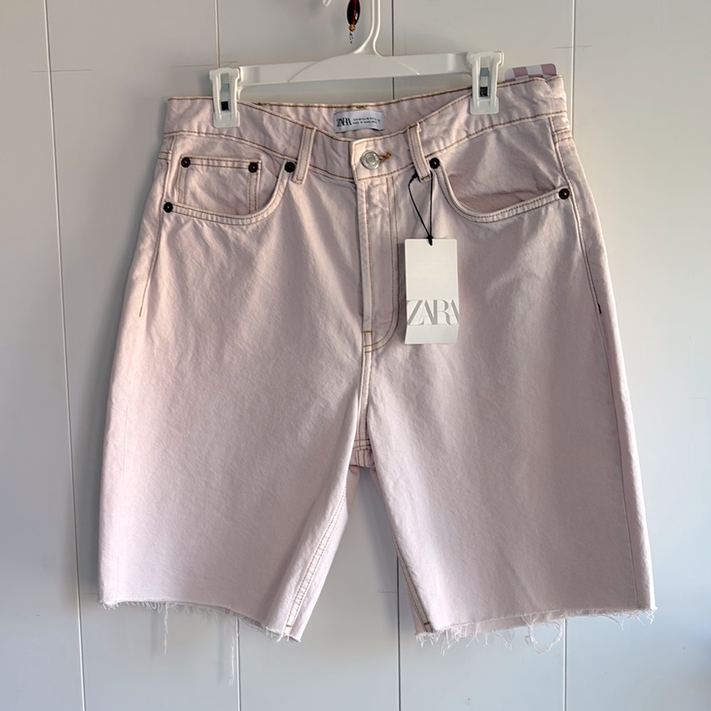 New! Zara Pink Jean Shorts with Frayed Hem Relaxed Fit Size 10